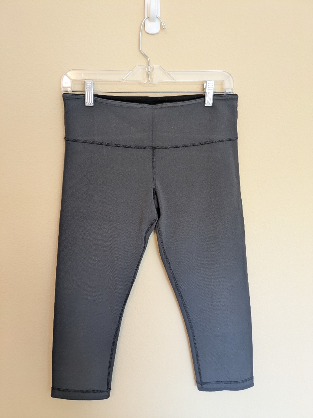 Lululemon Wunder Under Crop *Reversible Black / Deep Coal